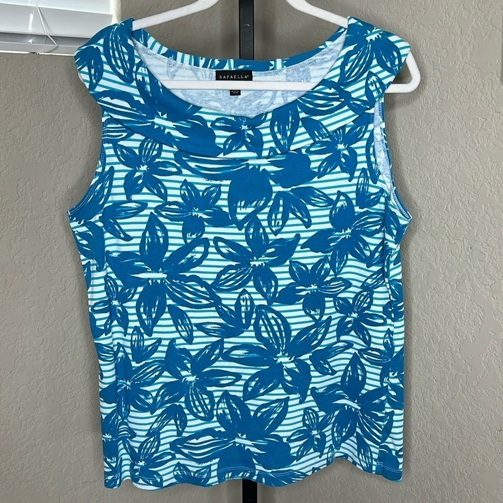 Rafaella NWOT Blue Hawaiian Floral Sleeveless Top, Size XL